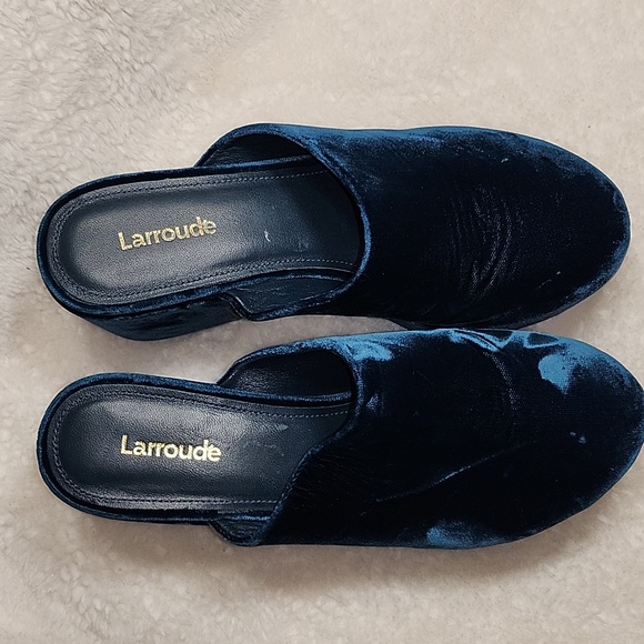 Larroudé Miso Platform Clog in Deepsea Velvet. - Picture 15 of 16